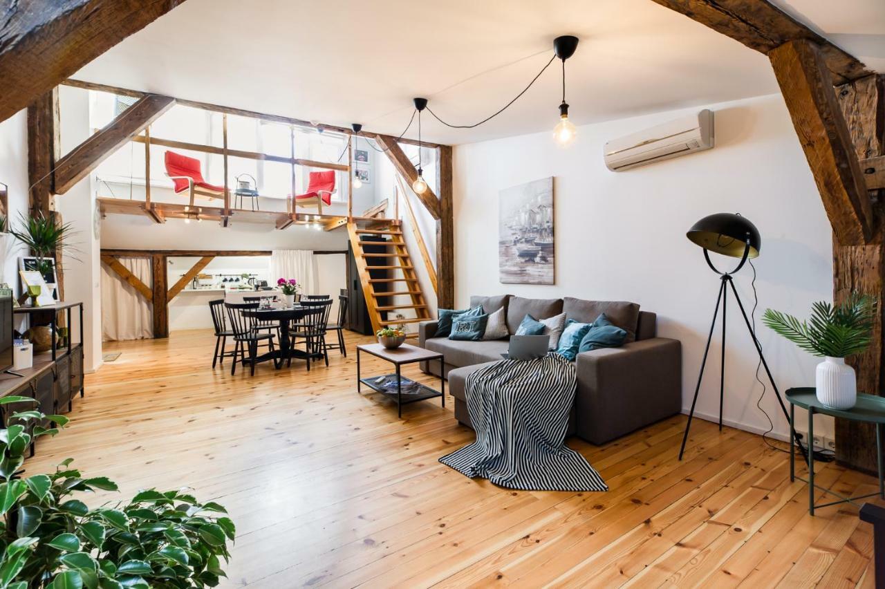 NEW Cozy Old Town Mansard Apartment Ryga Zewnętrze zdjęcie