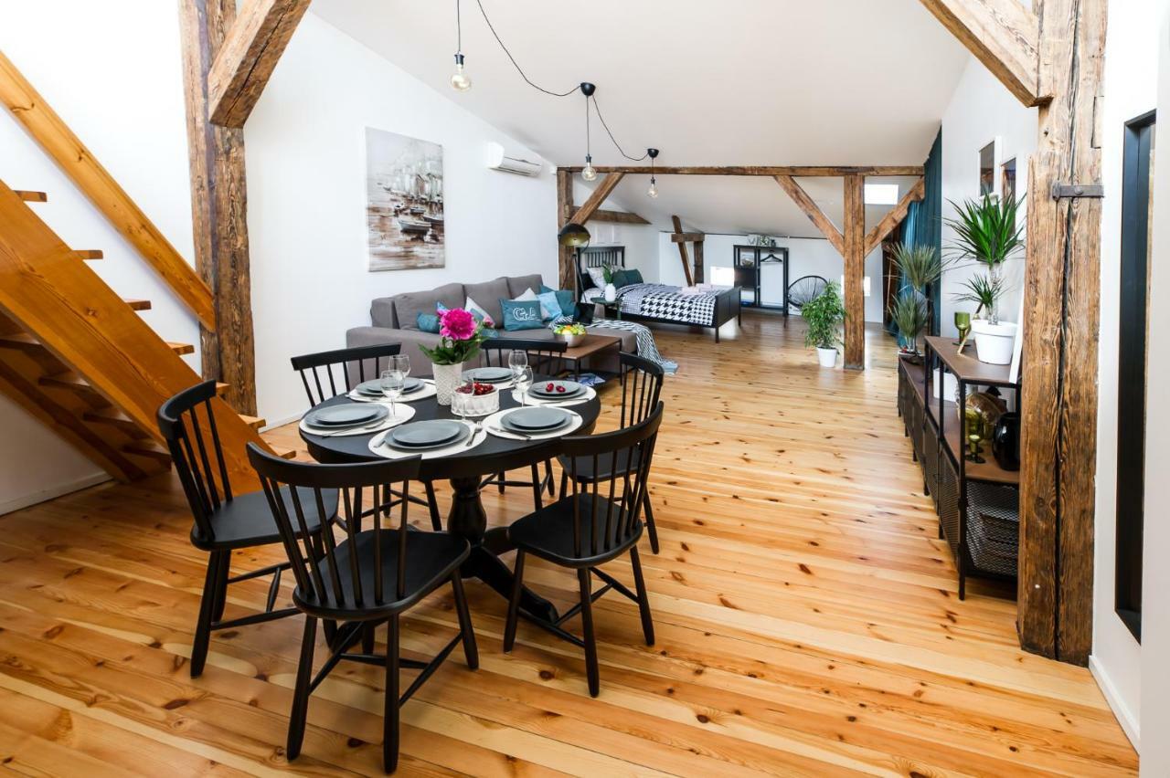 NEW Cozy Old Town Mansard Apartment Ryga Zewnętrze zdjęcie