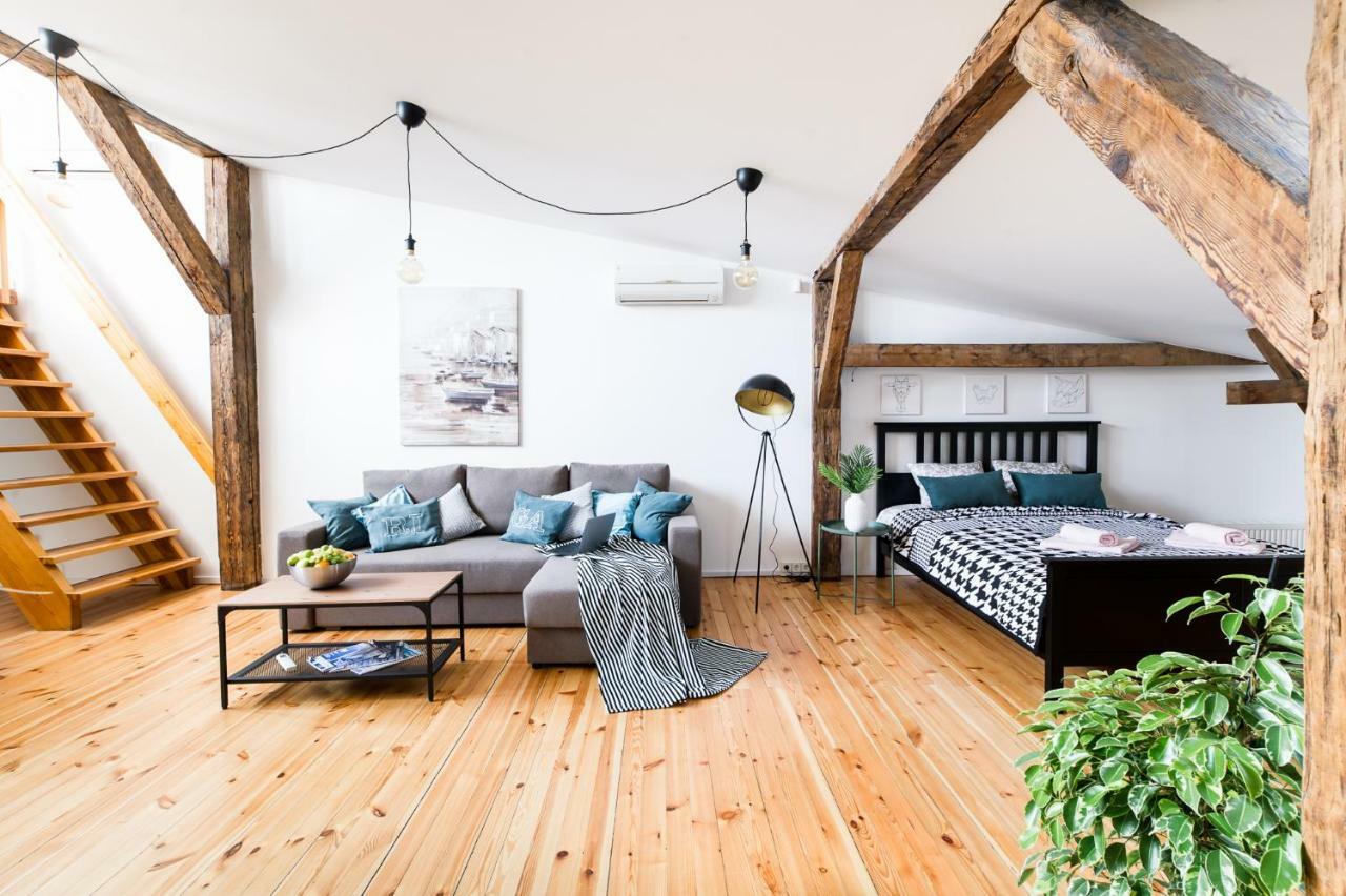 NEW Cozy Old Town Mansard Apartment Ryga Zewnętrze zdjęcie